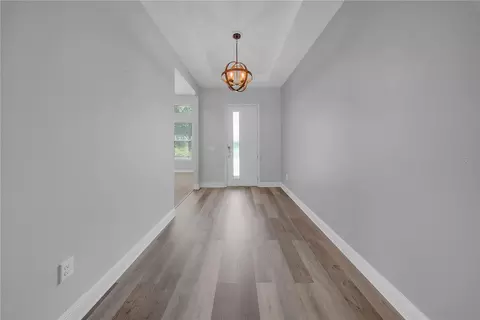 Entry Way - 5013 Vantage Ct, Saint Cloud, FL 34772 photo 1 of 3