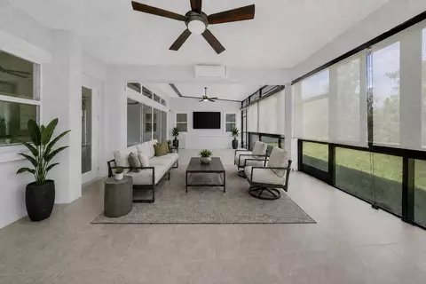 Exterior - 5013 Vantage Ct, Saint Cloud, FL 34772 photo 2 of 4