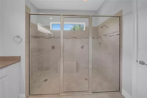 Bath - 5013 Vantage Ct, Saint Cloud, FL 34772 photo 2 of 2