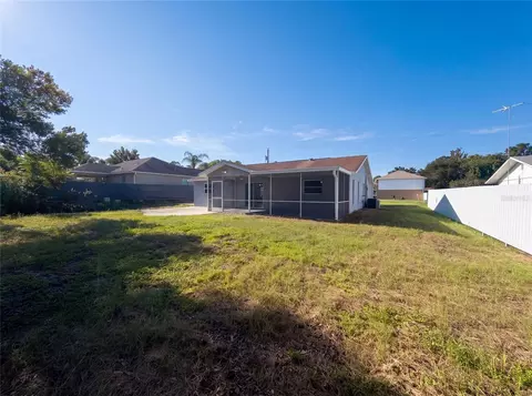 Exterior - 11339 Stacy St, Spring Hill, FL 34609 photo 1 of 7