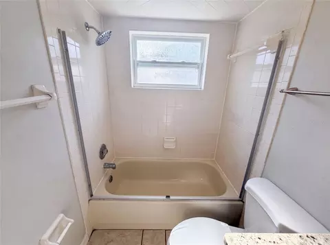 Bath - 11339 Stacy St, Spring Hill, FL 34609 photo 5 of 6