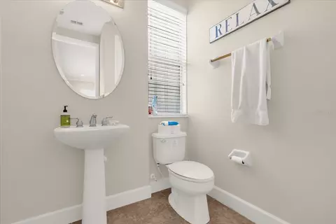 Bath - 7766 Linkside Loop, Reunion, FL 34747 photo 1 of 3