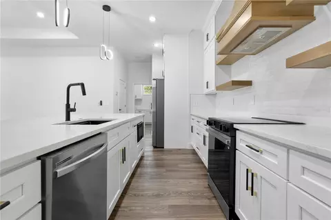 Kitchen - 40401 Royal Trails Rd, Eustis, FL 32736 photo 6 of 8