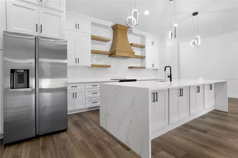 Kitchen - 40401 Royal Trails Rd, Eustis, FL 32736 photo 4 of 8
