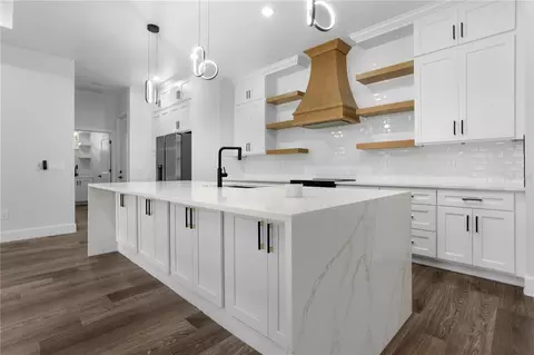 Kitchen - 40401 Royal Trails Rd, Eustis, FL 32736 photo 2 of 8