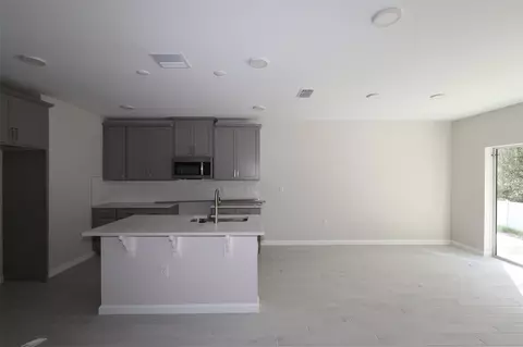 2726 Brave Reeves Rd, Orlando, FL 32822