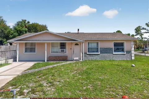 1602 S Patrick Cir, Daytona Beach, FL 32117