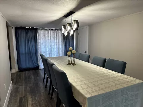 Dining - 925 E 10th Ave, Mount Dora, FL 32757 photo 5 of 5