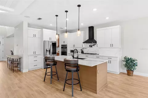Kitchen - 1072 Pando Loop, Orlando, FL 32824 photo 1 of 4