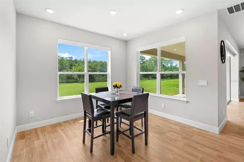 Dining - 1072 Pando Loop, Orlando, FL 32824 photo 1 of 2