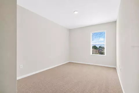 Bedroom - 1021 Silverbell Trl, Saint Cloud, FL 34771 photo 6 of 7