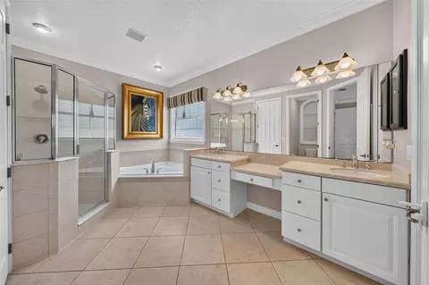 Bath - 1070 Ceasars Ct, Mount Dora, FL 32757 photo 12 of 12