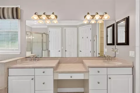 Bath - 1070 Ceasars Ct, Mount Dora, FL 32757 photo 7 of 12