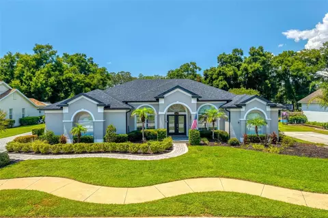 Exterior - 1070 Ceasars Ct, Mount Dora, FL 32757 photo 4 of 16