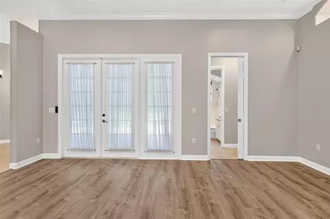 Living - 1070 Ceasars Ct, Mount Dora, FL 32757 photo 1 of 6