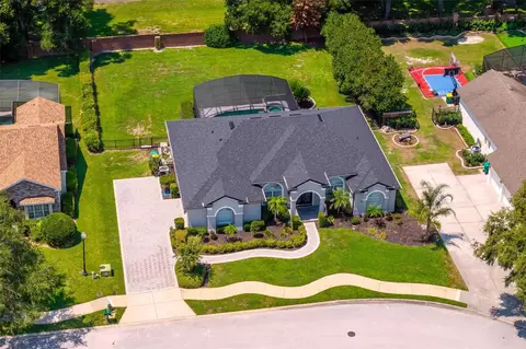 View/Area - 1070 Ceasars Ct, Mount Dora, FL 32757 photo 12 of 16