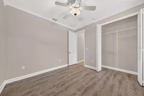Bedroom - 1070 Ceasars Ct, Mount Dora, FL 32757 photo 5 of 8