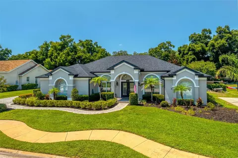 Exterior - 1070 Ceasars Ct, Mount Dora, FL 32757 photo 3 of 16