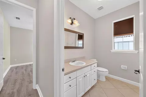 Entry Way - 1070 Ceasars Ct, Mount Dora, FL 32757 photo 2 of 12