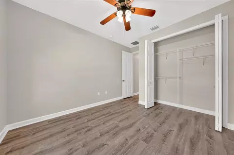Bedroom - 1070 Ceasars Ct, Mount Dora, FL 32757 photo 1 of 8