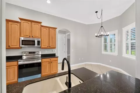 Kitchen - 1070 Ceasars Ct, Mount Dora, FL 32757 photo 3 of 12