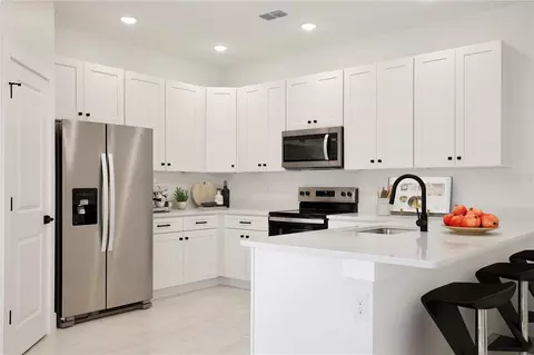 Kitchen - 226 W Herrick Ave, Eustis, FL 32726 photo 1 of 2
