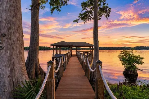 746 Lake Mills Rd, Oviedo, FL 32766