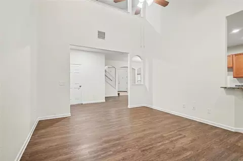 Living - 10546 Willow Ridge Loop, Orlando, FL 32825 photo 4 of 6