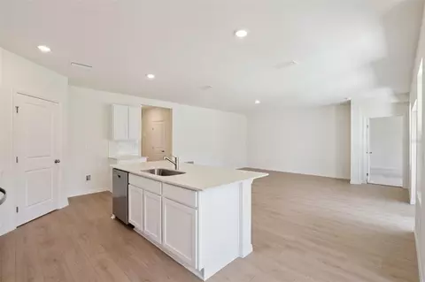 Living - 2519 Dorset Ct, Ormond Beach, FL 32174 photo 5 of 5