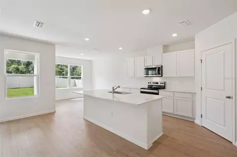 Kitchen - 2519 Dorset Ct, Ormond Beach, FL 32174 photo 3 of 6