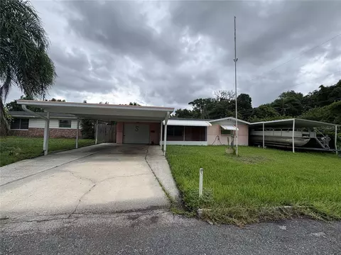 1650 Aqua Ln, Holiday, FL 34691