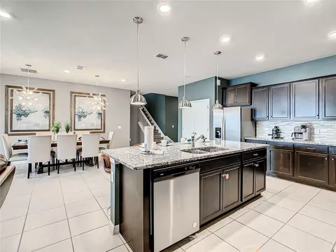 Kitchen - 1978 Summer Dr, Davenport, FL 33897 photo 3 of 3