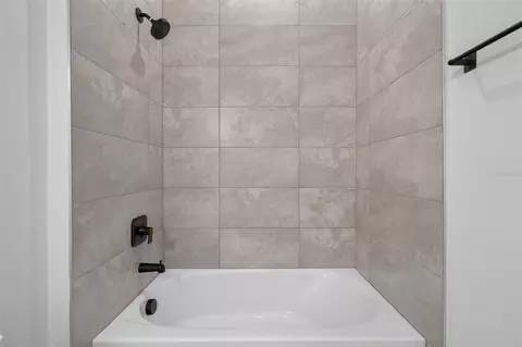 Bath - 6460 SW 129 Loop, Ocala, FL 34473 photo 6 of 7