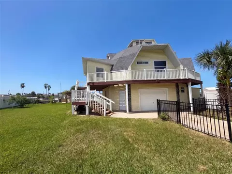 Exterior - 4100 Flamingo Blvd, Hernando Beach, FL 34607 photo 12 of 16