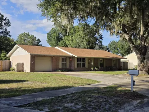 5045 Misty Lake Dr, Mulberry, FL 33860