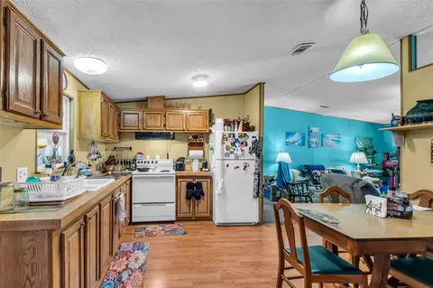 Kitchen - 1212 9th St, Okeechobee, FL 34974 photo 1 of 2