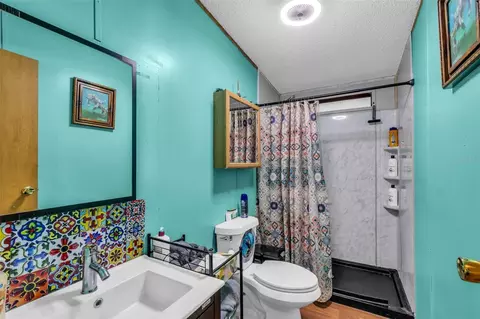 Bath - 1212 9th St, Okeechobee, FL 34974 photo 2 of 2