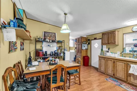 Dining - 1212 9th St, Okeechobee, FL 34974 photo 1 of 1