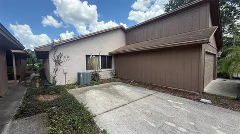 250 Raintree Dr, Casselberry, FL 32707