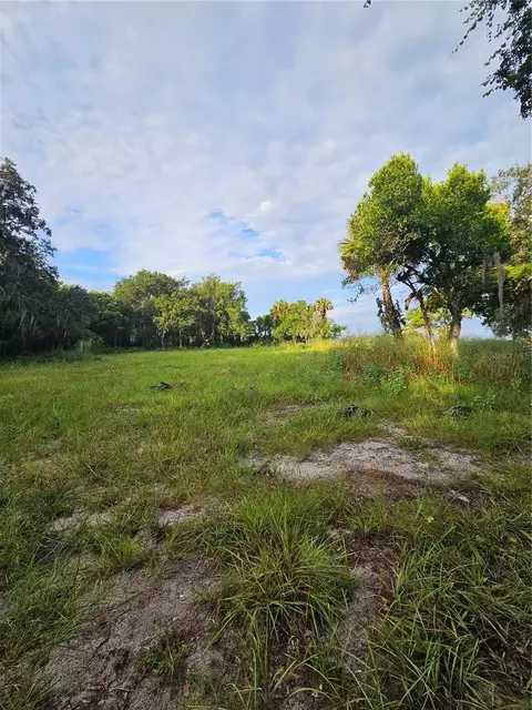 4003 N County Road 426, Geneva, FL 32732
