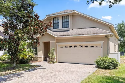 358 Lake Davenport Cir, Davenport, FL 33837