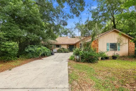 552 Whispering Oak Ln, Apopka, FL 32712