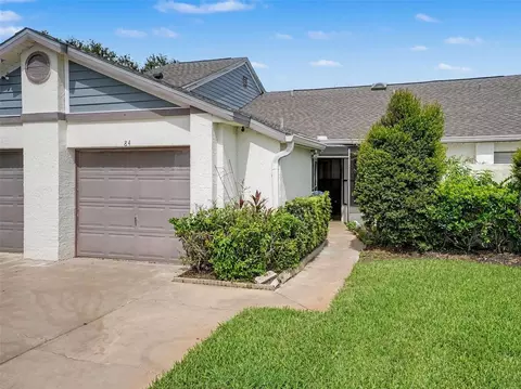 84 Lakepointe Cir, Kissimmee, FL 34743