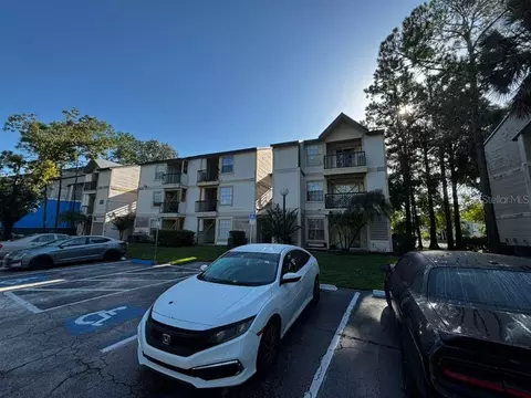 1972 Lake Atriums Cir #199, Orlando, FL 32839