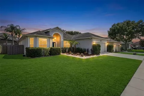 5536 Crepe Myrtle Cir, Oviedo, FL 32765