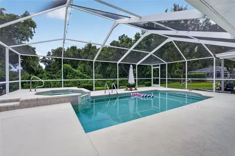 Exterior - 58 Golf View Dr, Ocala, FL 34472 photo 4 of 9