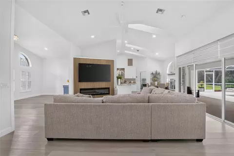 Living - 58 Golf View Dr, Ocala, FL 34472 photo 3 of 4