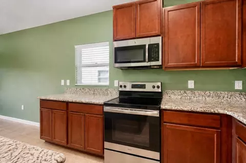 Kitchen - 5343 Radiance Ct, Cocoa, FL 32926 photo 2 of 3
