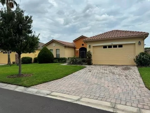 896 Barcelona Dr, Poinciana, FL 34759