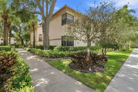 5196 Europa Dr #F, Boynton Beach, FL 33437